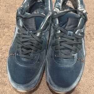 Nike AirMax Lucky Charms, Women’s size 10.5